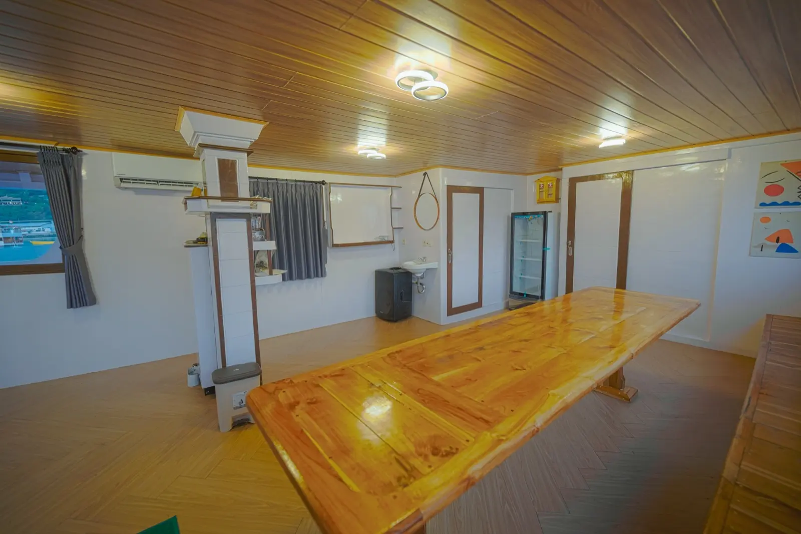 Gaisan — dining room