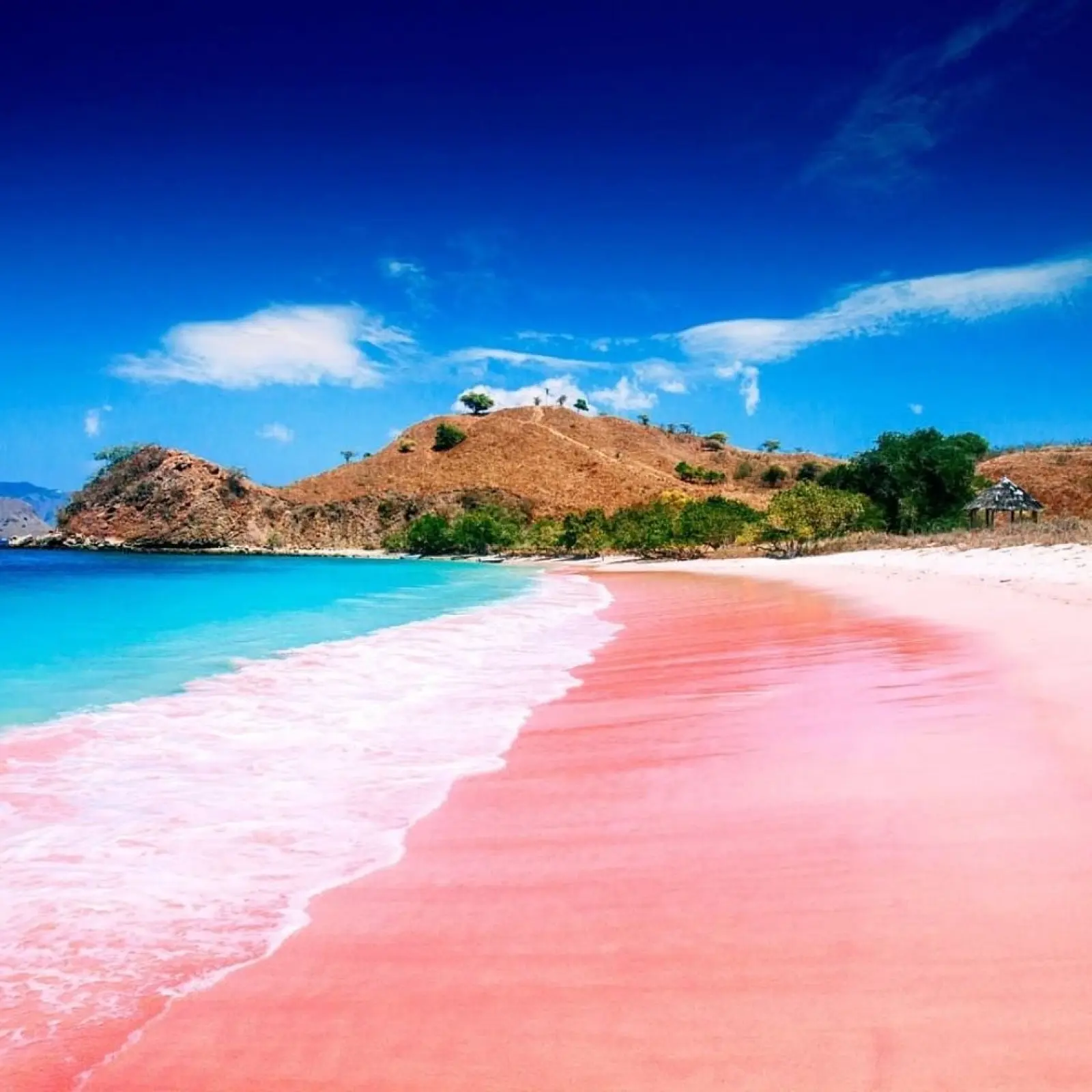 Pink Beach on the Marea route